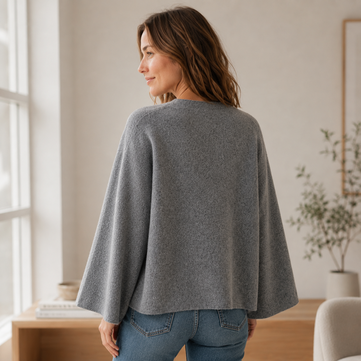 Strickjacke Marlene – Kimono-Look mit weiten Ärmeln