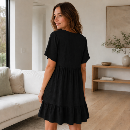 Volant-Sommerkleid Livia – V-Ausschnitt im Stufen-Look
